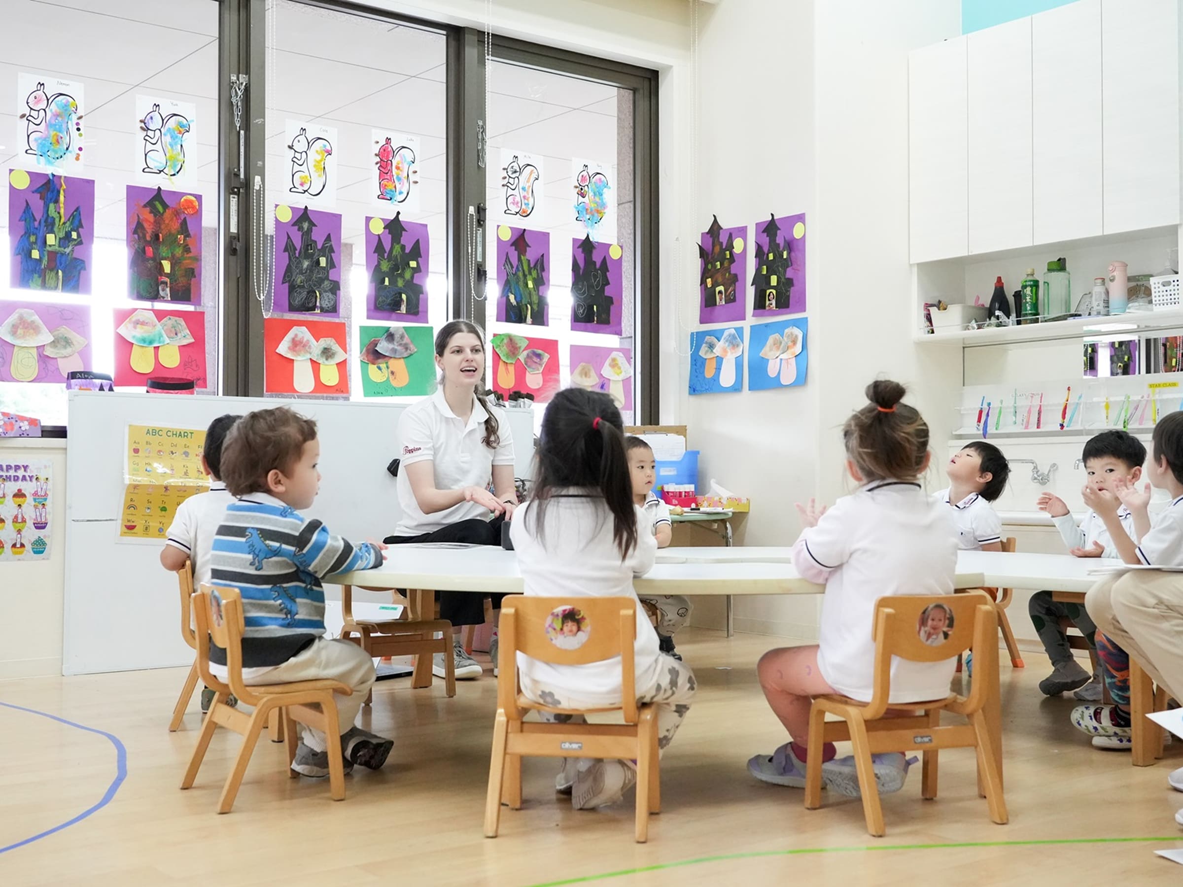 授業を受ける子どもたちの様子