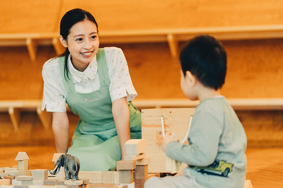 Supporting job transfers and recruitment for childcare professionals by sharing vacancies at nursery schools, preschools, as well as hospital and corporate daycare facilities