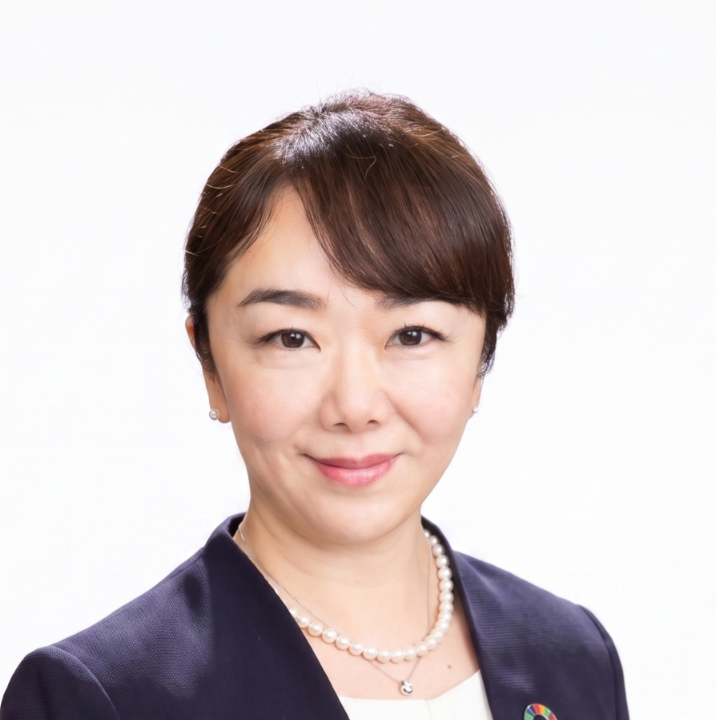 轟 麻衣子